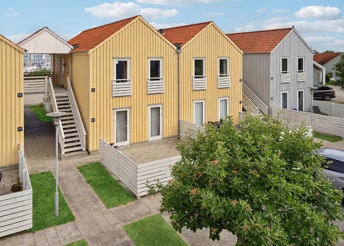 Apartment Stunning In *